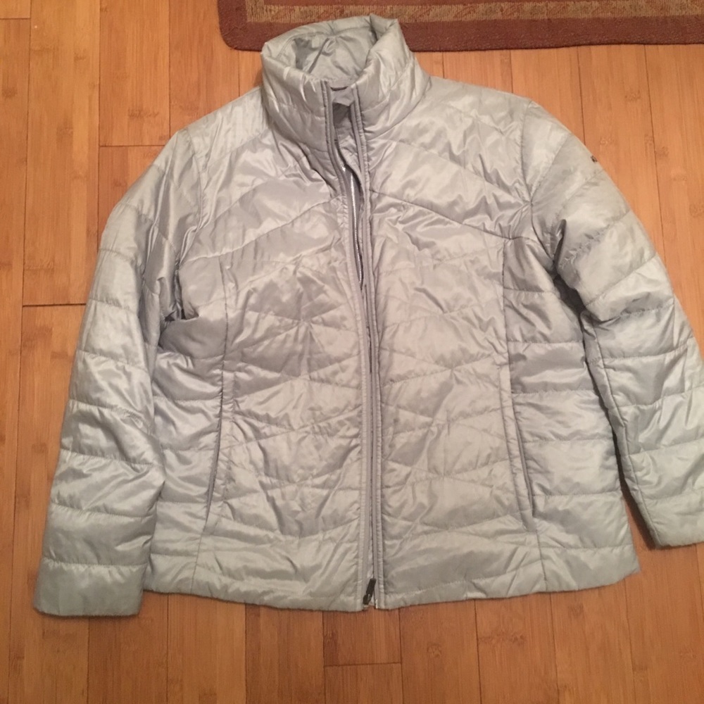 Women’s Columbia jacket